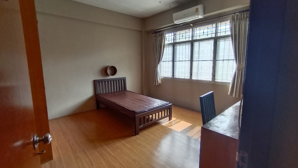 Condo — photo 4
