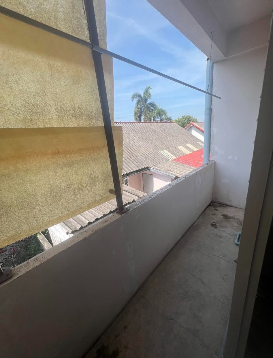 Condo — photo 2
