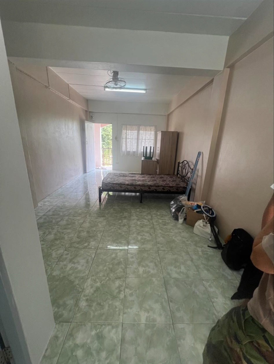 Condo — photo 1