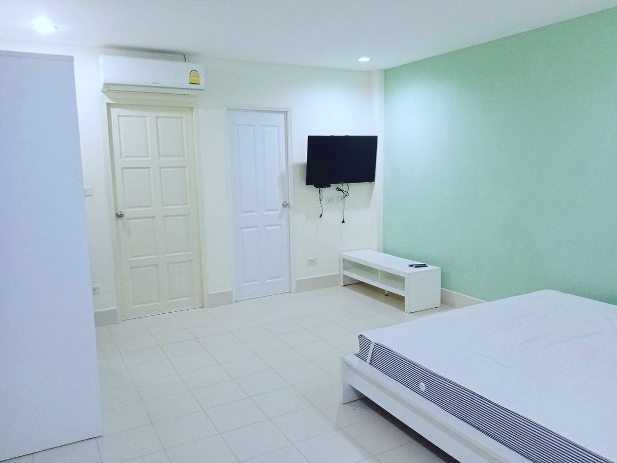 Pictures of pen house 9/14