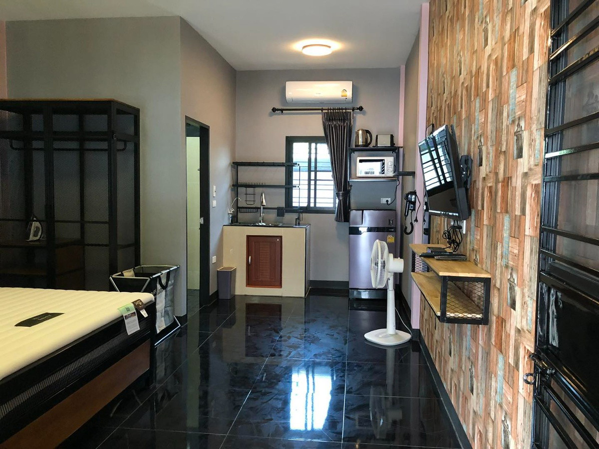 Condo — photo 3