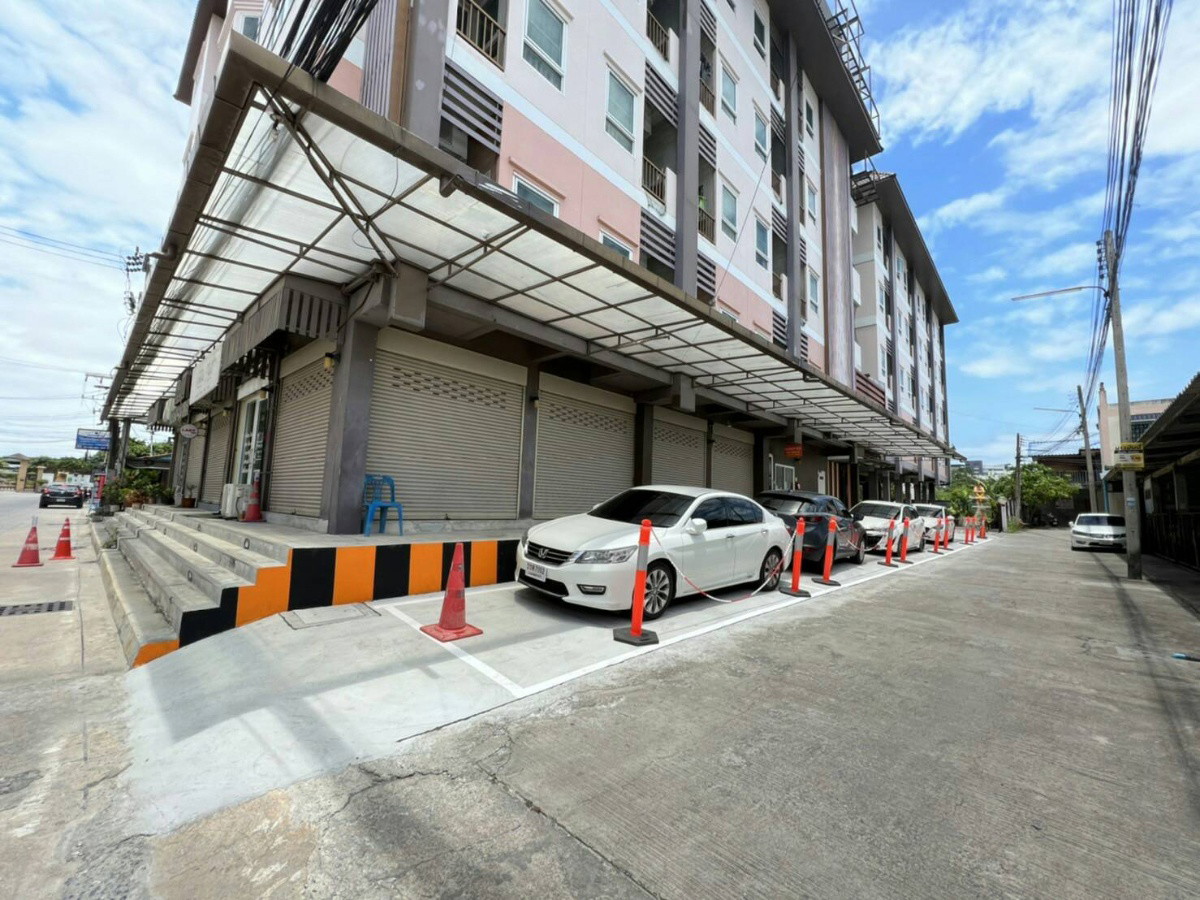 Condo · Mueang Chon Buri, chon_buri — photo 4
