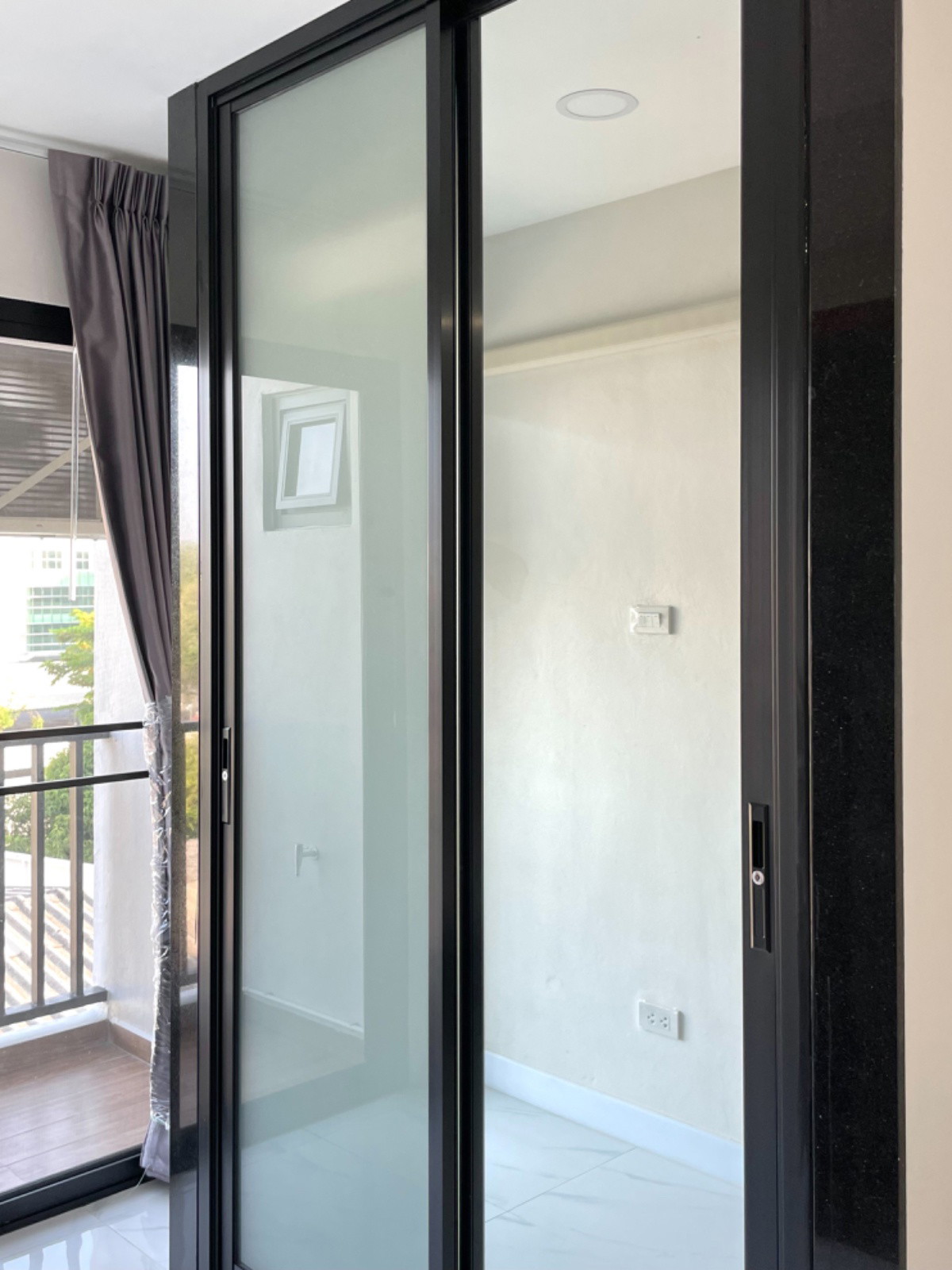 Condo · Dusit, bangkok — photo 4