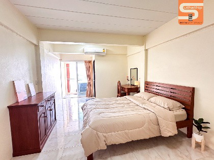 Condo — photo 3