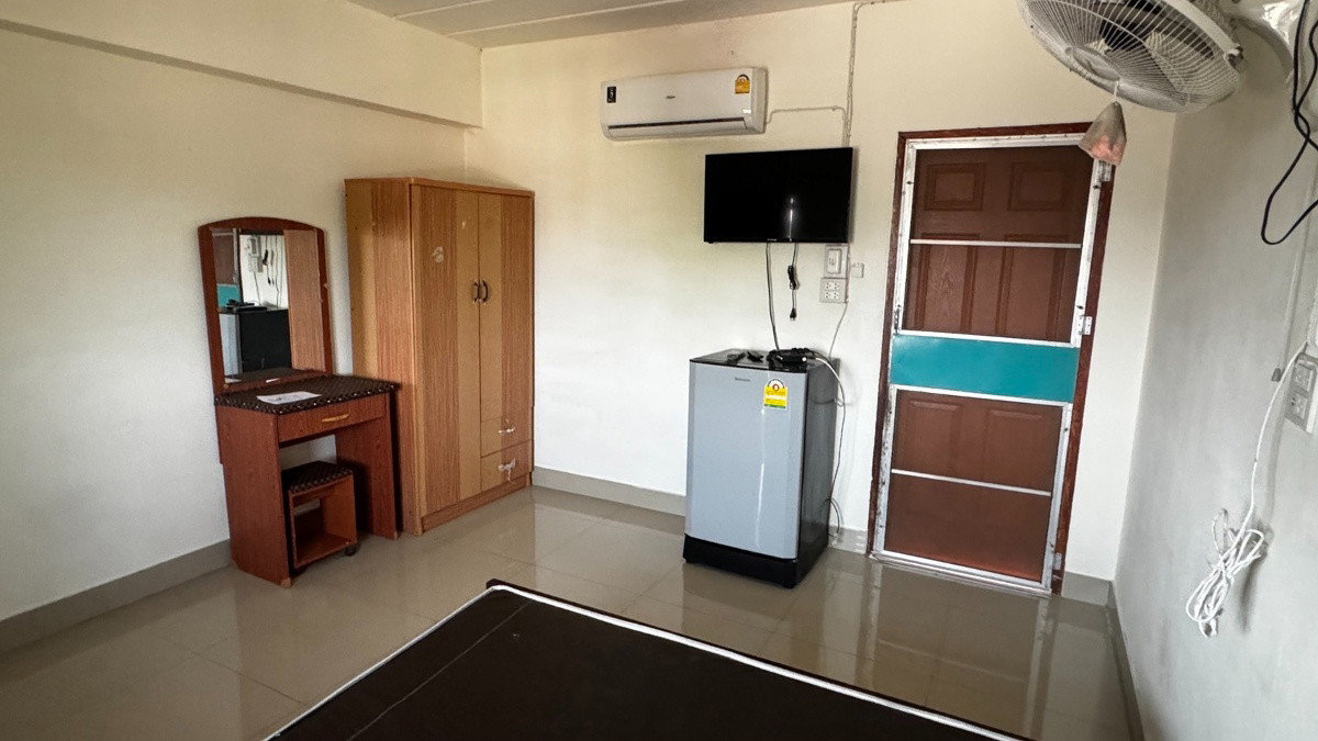 Condo — photo 3