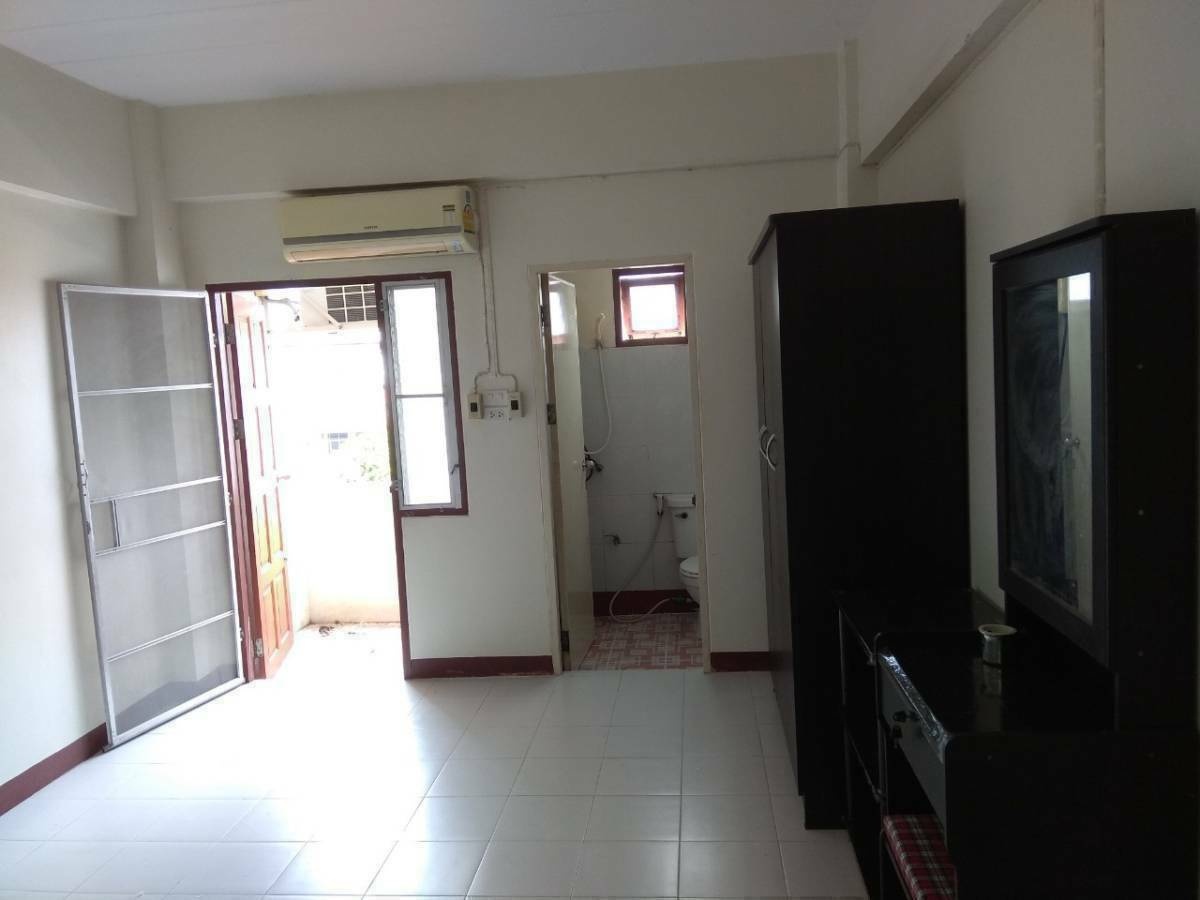 Condo · Mueang Nonthaburi — photo 3