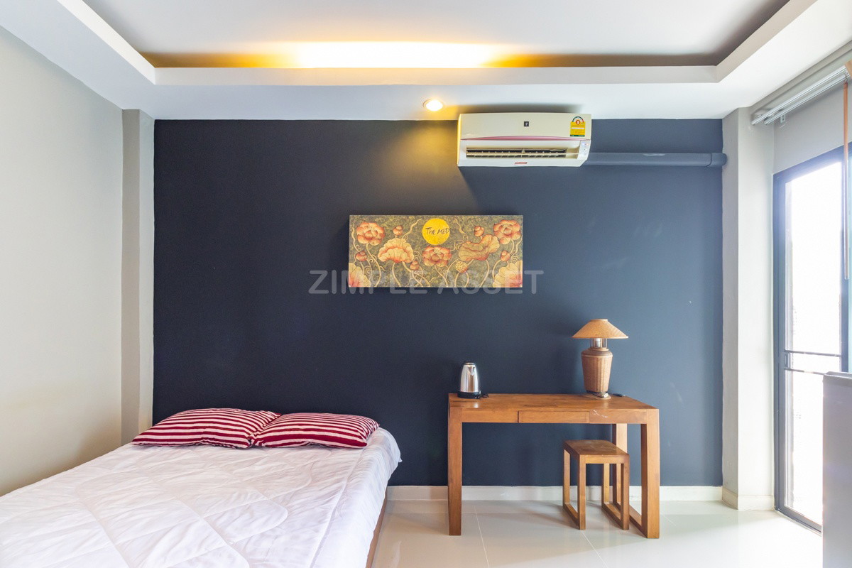 Condo · Phra Khanong, bangkok — photo 2