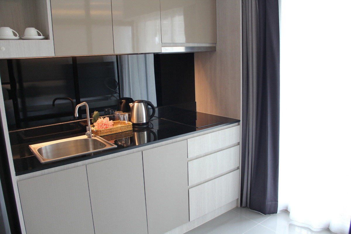 Condo · Phra Khanong, bangkok — photo 2