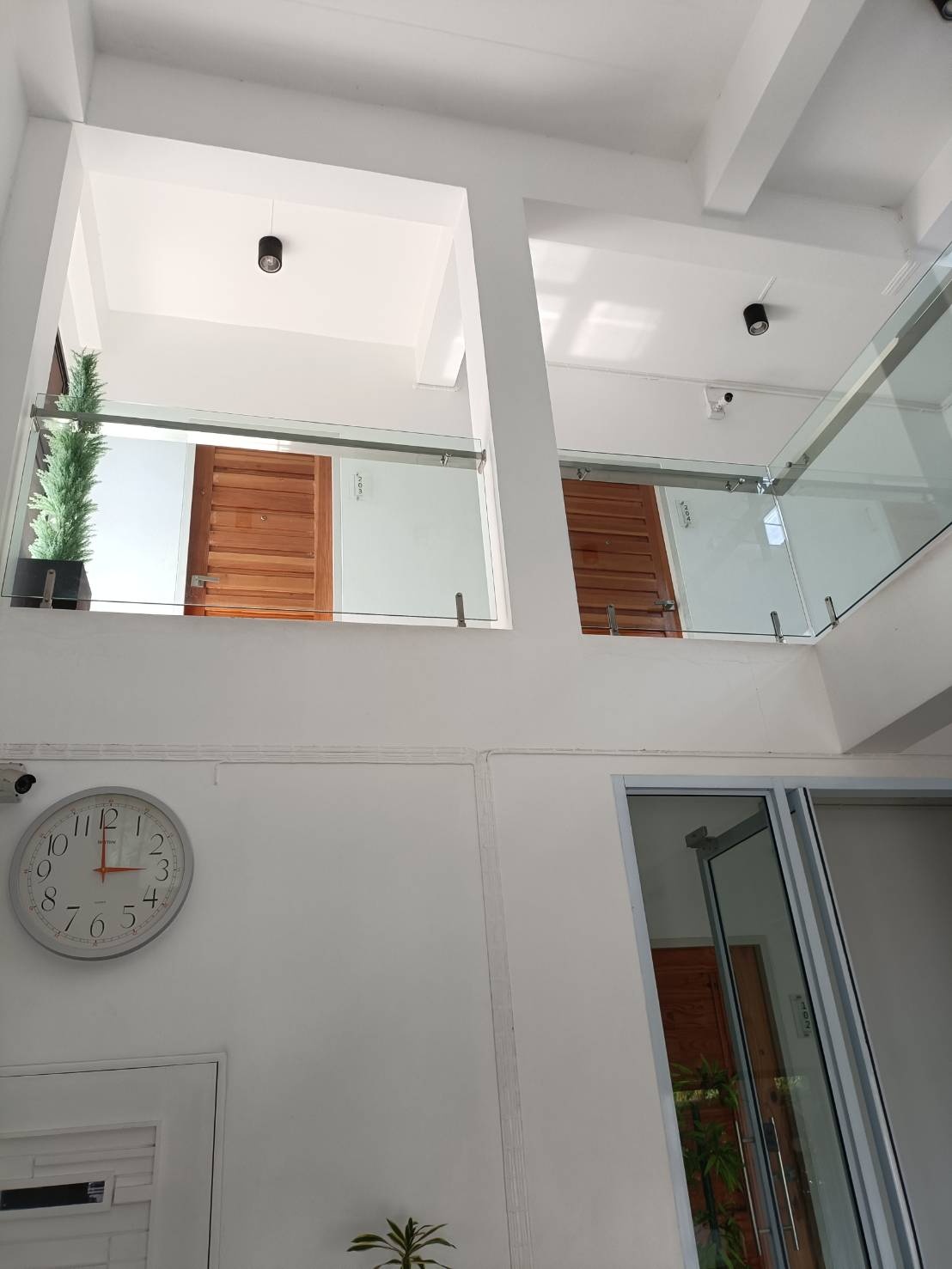 Condo — photo 5