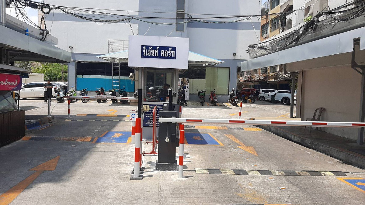 Condo · bangkok — photo 1