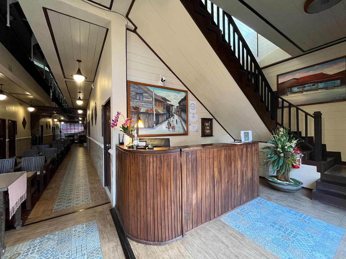 Condo — photo 2