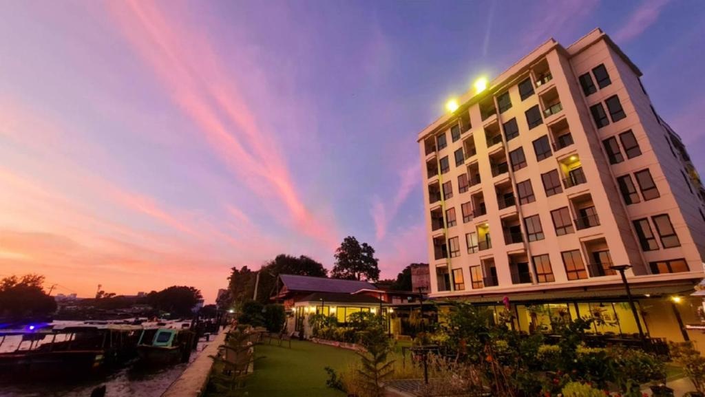 Condo · Bangkok Noi, bangkok