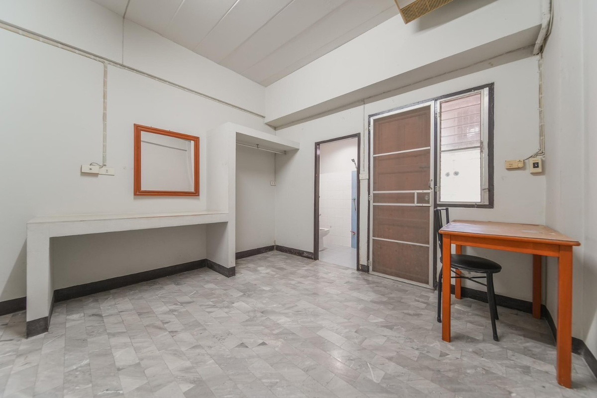 Condo · Mueang Nonthaburi — photo 1