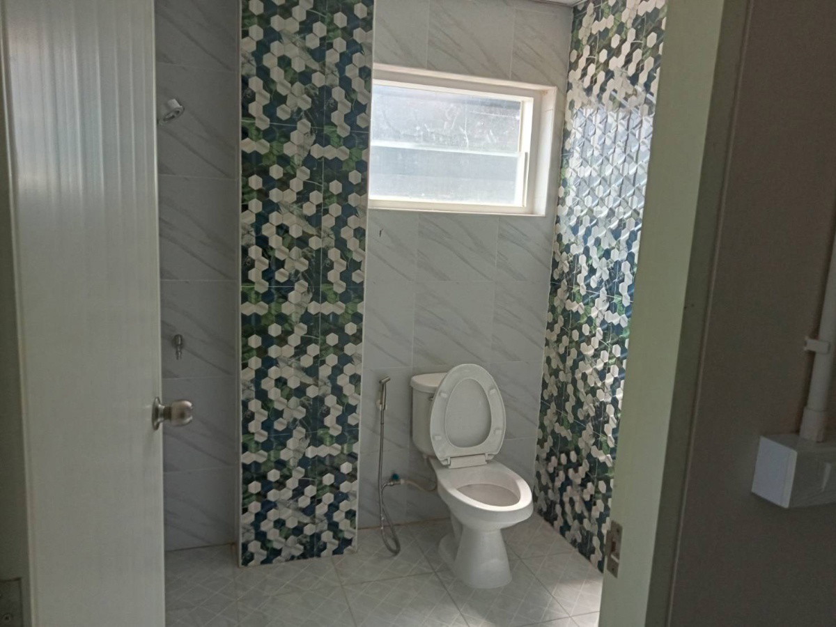 Condo — photo 2