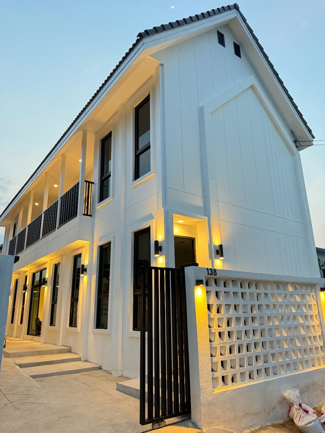 Condo · Thawi Watthana, bangkok — photo 1