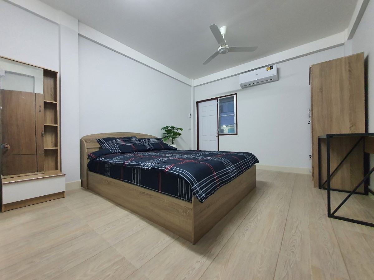 Condo — photo 3