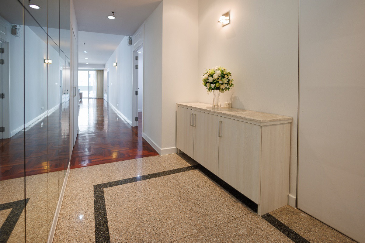THE GRAND SETHIWAN Sukhumvit 24 — photo 2