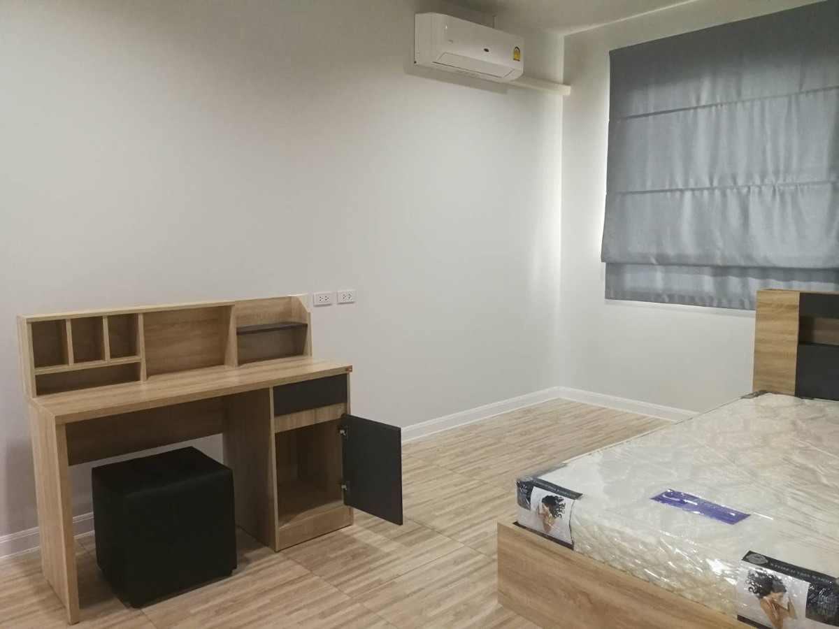 Condo — photo 2