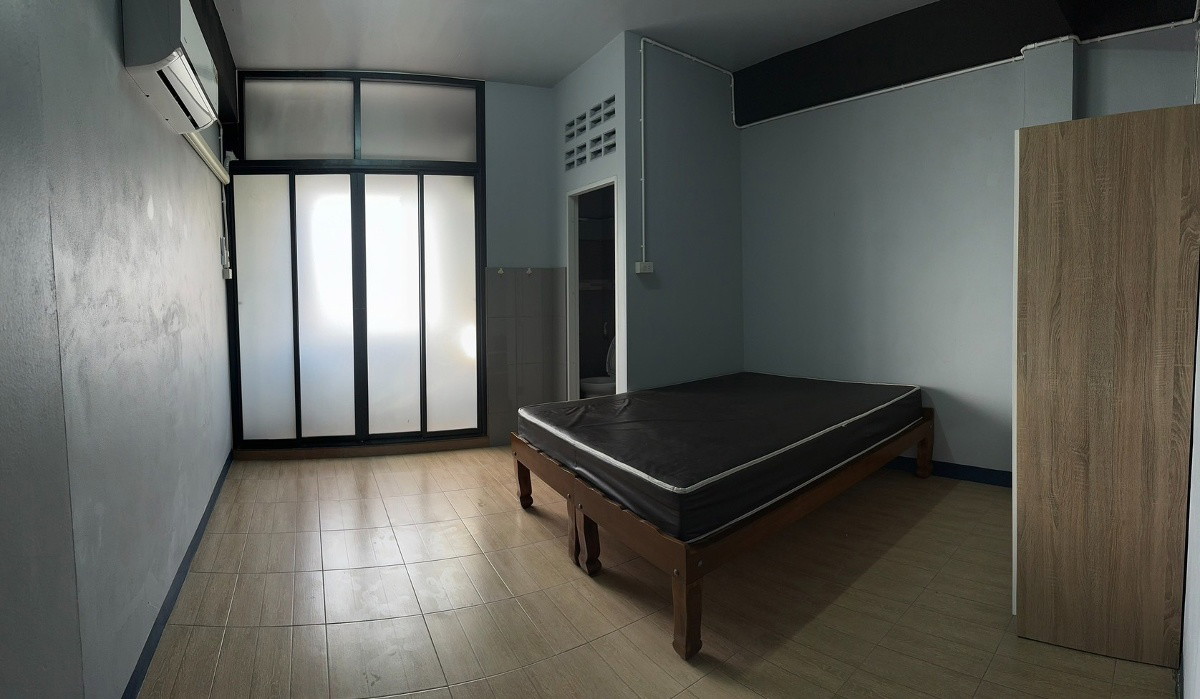 Condo · Khlong Toei, bangkok — photo 3