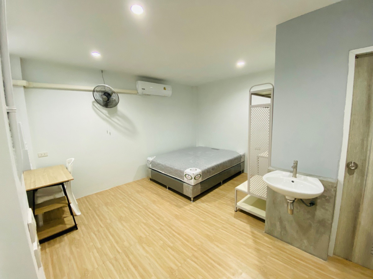 Condo — photo 5