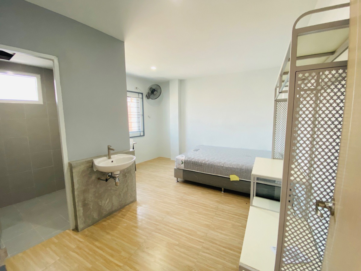 Condo — photo 4