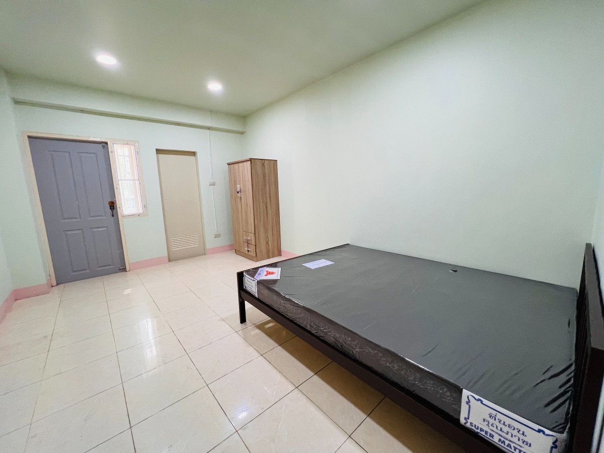 Condo · Saphan Sung, bangkok — photo 3