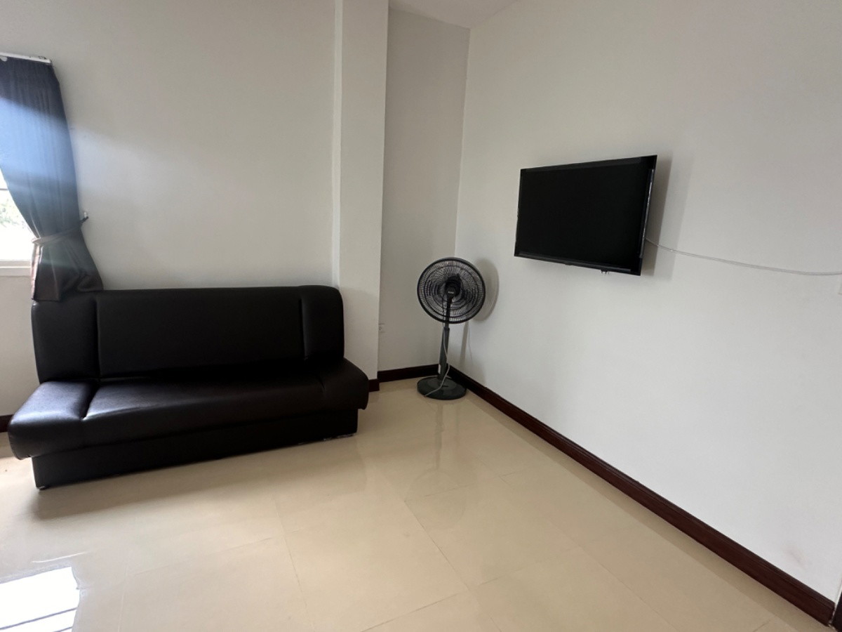 Condo — photo 3