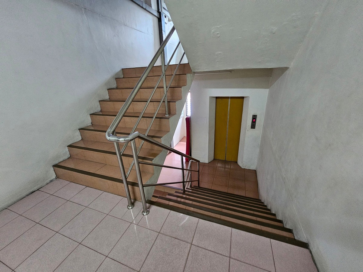 Condo — photo 3