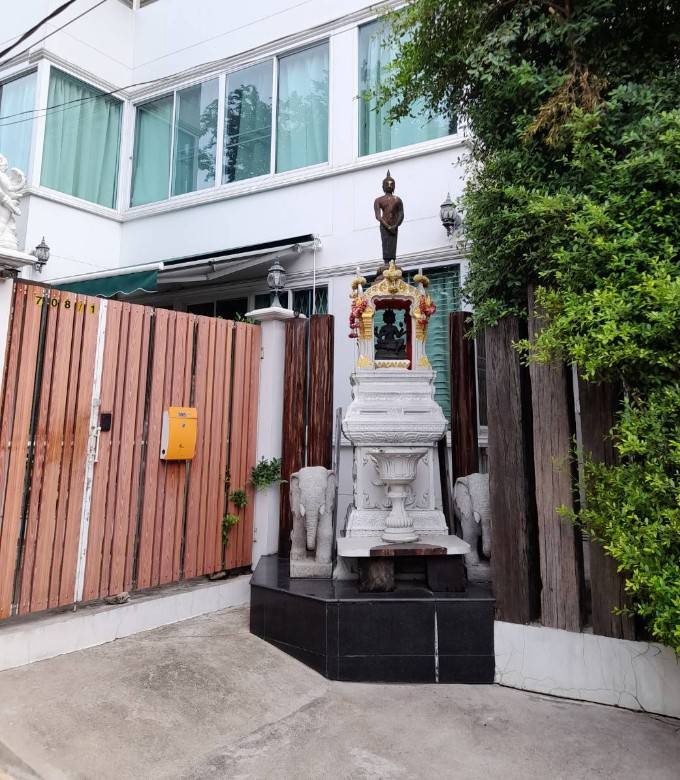 Condo · bangkok — photo 3