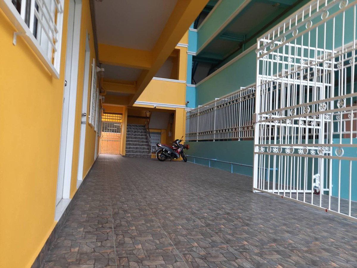 Condo · Mueang Samut Prakan — photo 4