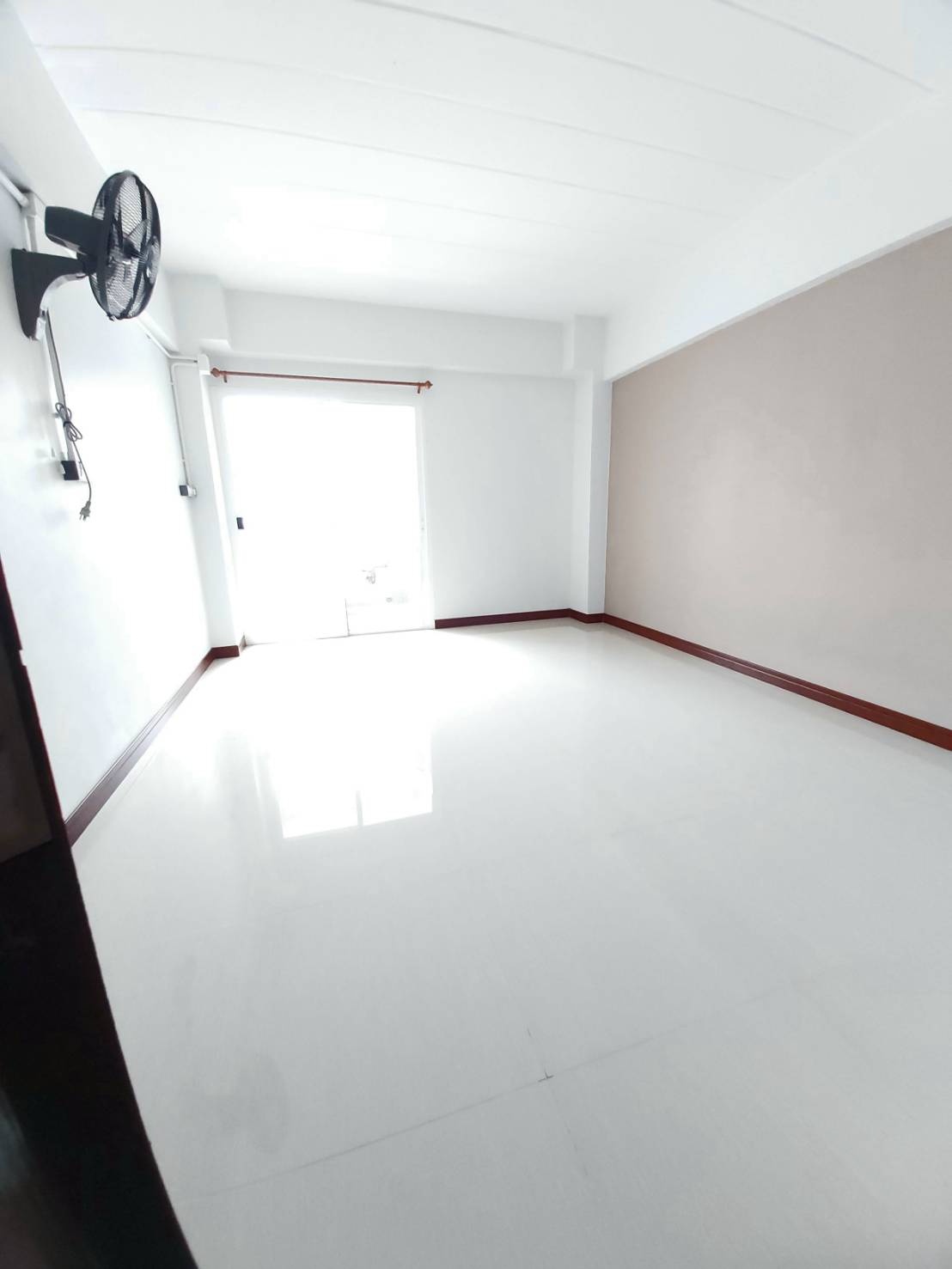Condo — photo 5