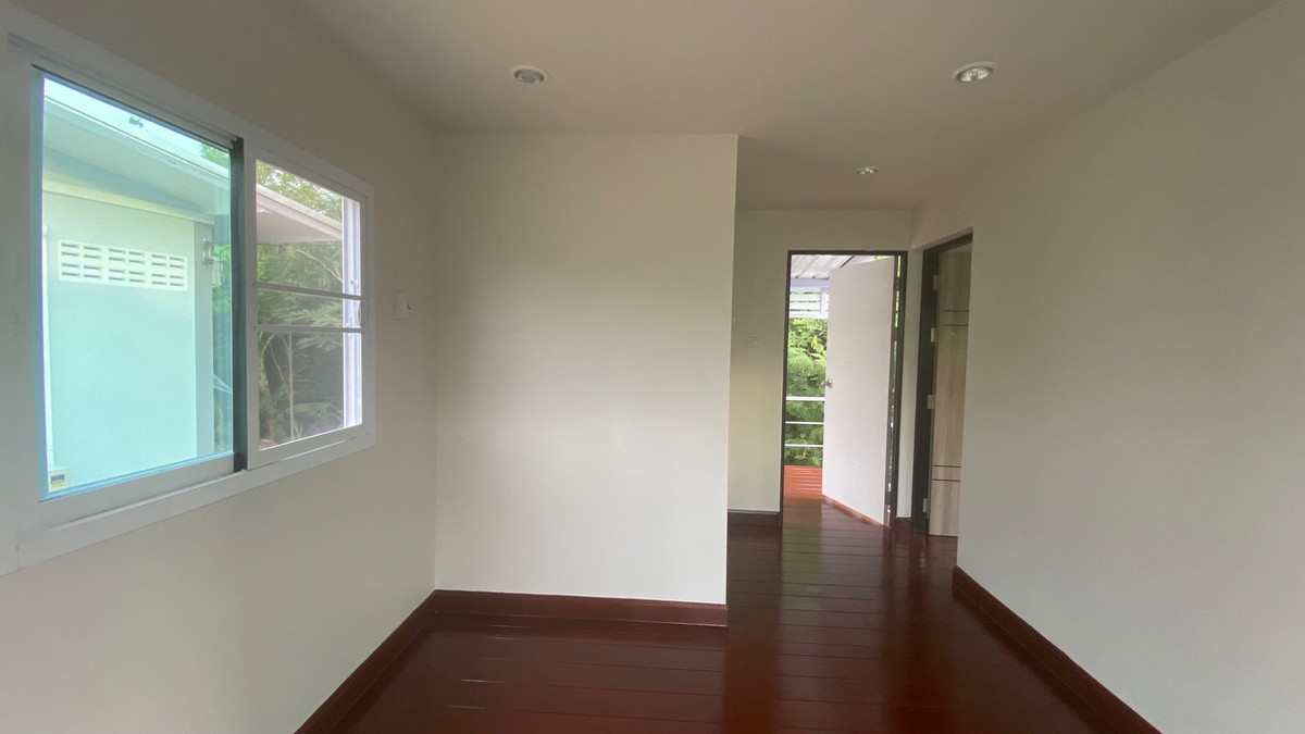 Condo — photo 2