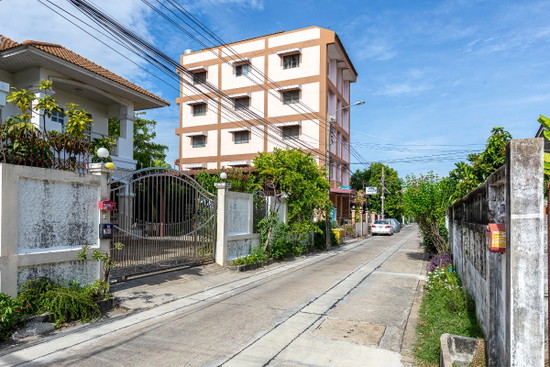 Phatchara Apartment - Apartment for Rent