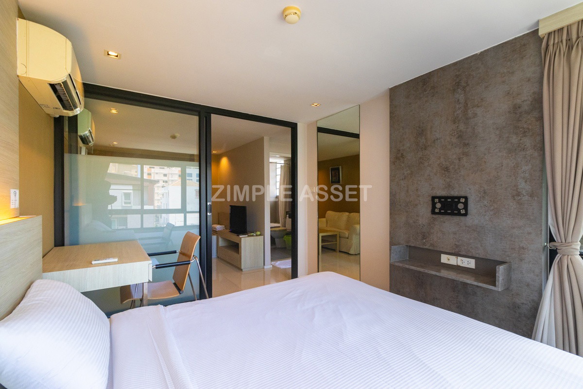 Condo · Sathon, bangkok — photo 2