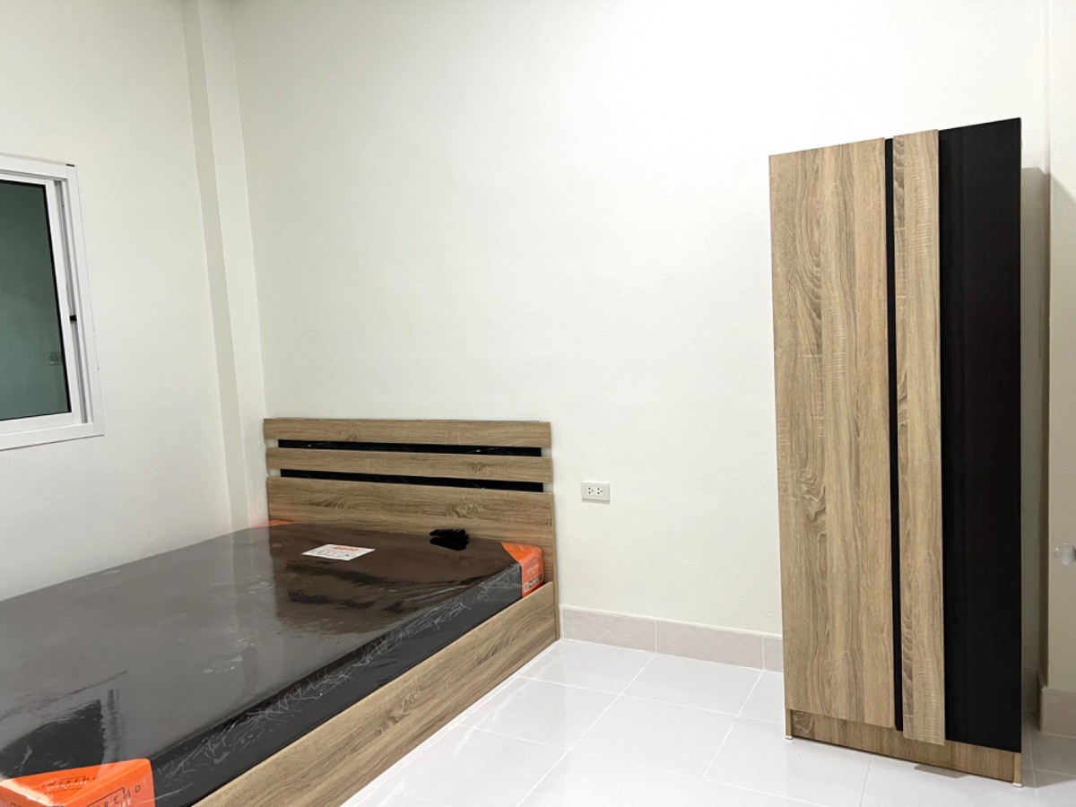 Condo — photo 2