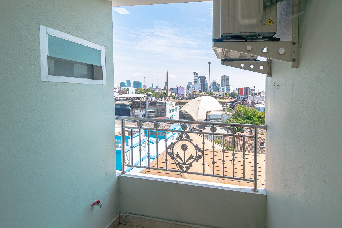 Condo · bangkok — photo 4