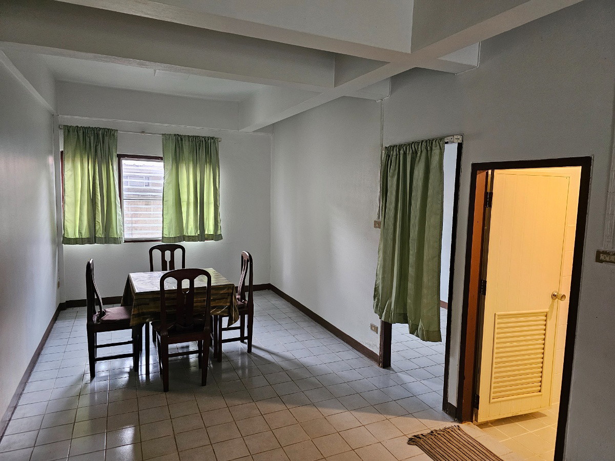 Condo — photo 5