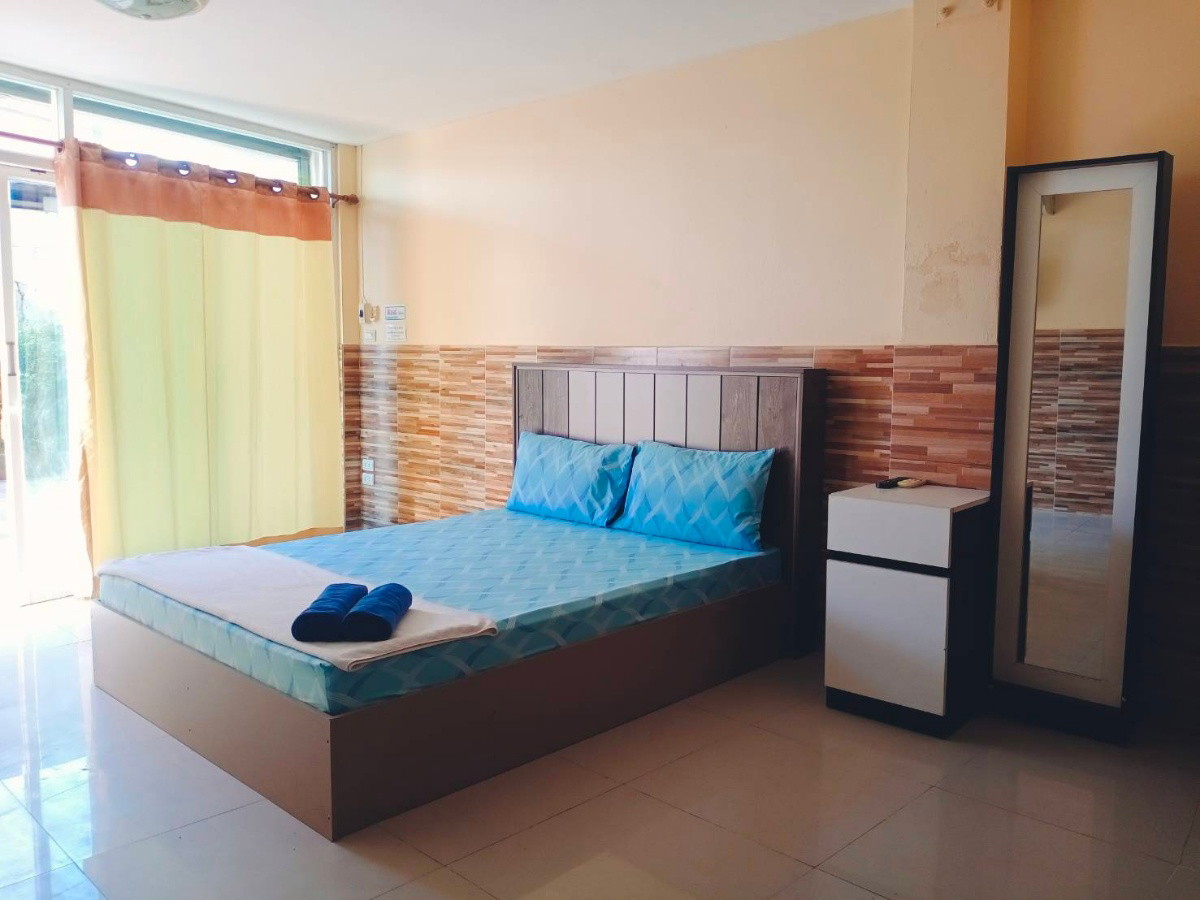 Condo · Bang Yai — photo 2