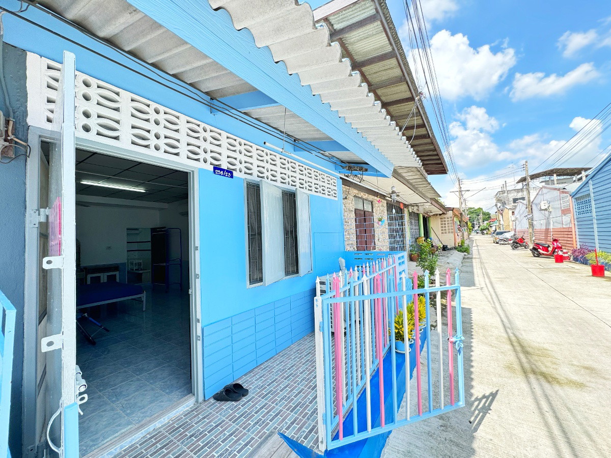 Condo · Mueang Chon Buri, chon_buri — photo 3