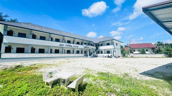 The Garden Apartment - Apartment for Rent