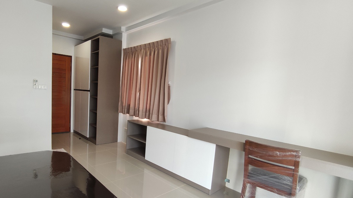 Condo — photo 4