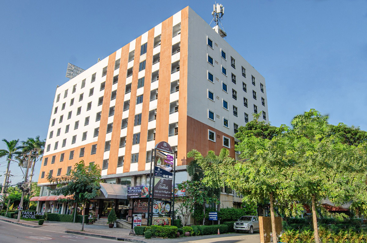 Condo · Saphan Sung, bangkok — photo 2