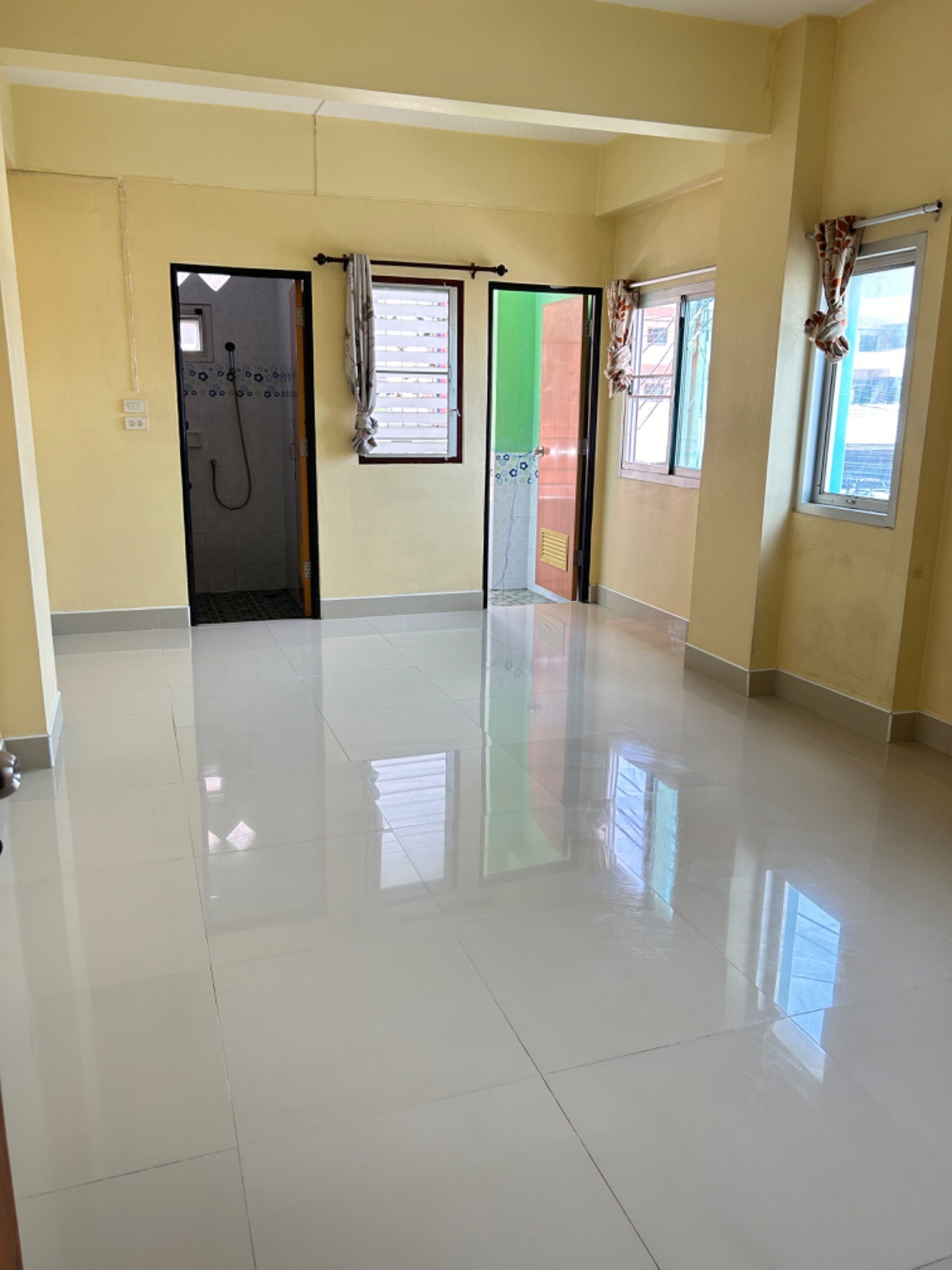 Condo · Mueang Samut Prakan — photo 4