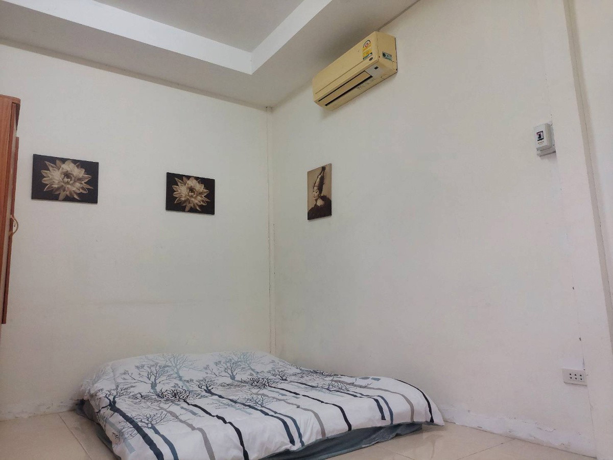 Condo — photo 2