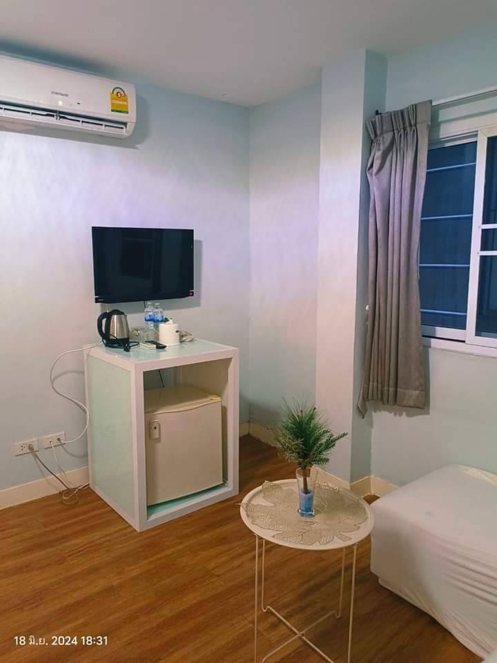 Condo · Phra Khanong, bangkok — photo 3
