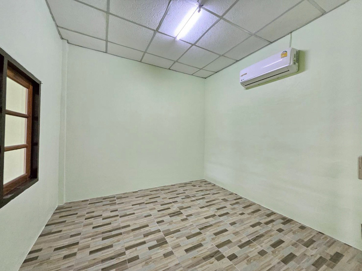 Condo — photo 3