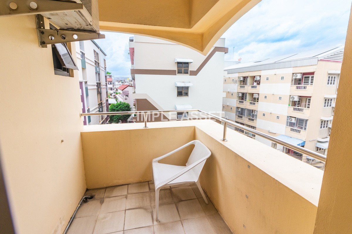 Condo · Bang Phlat, bangkok — photo 5