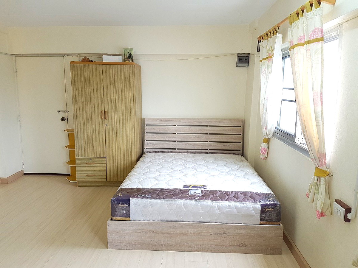 Pictures of คอนโดบ้านสวนรัชธานี 2/4