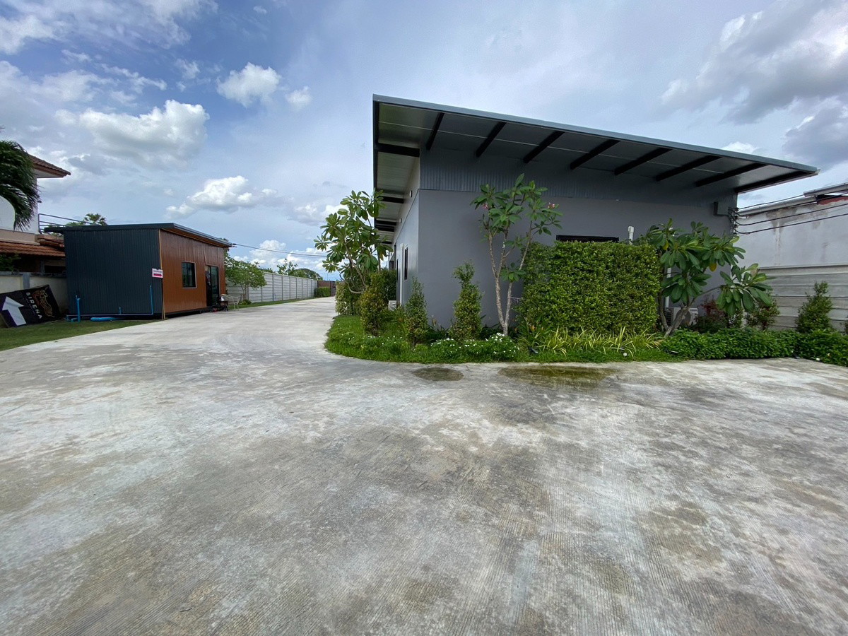 Condo · Pak Kret