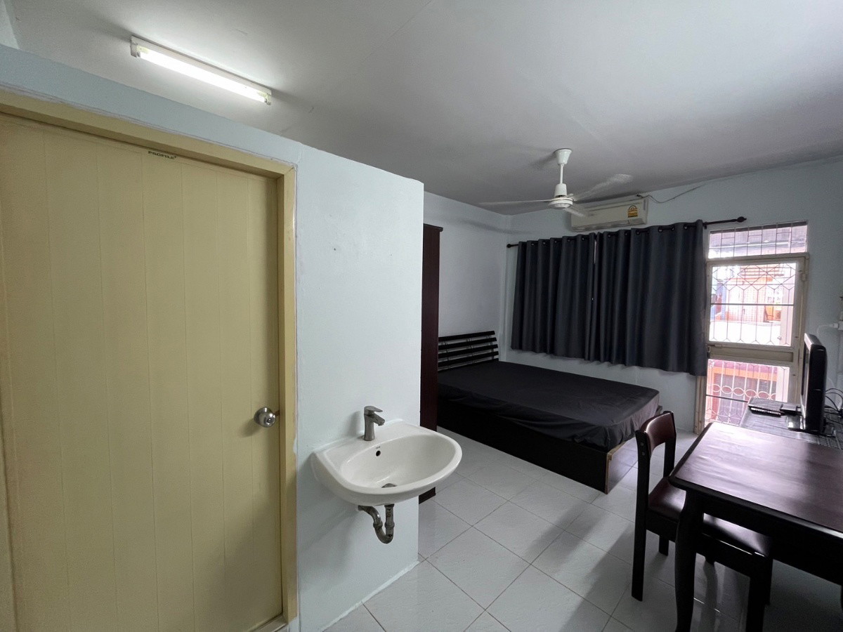 Condo · bangkok — photo 2